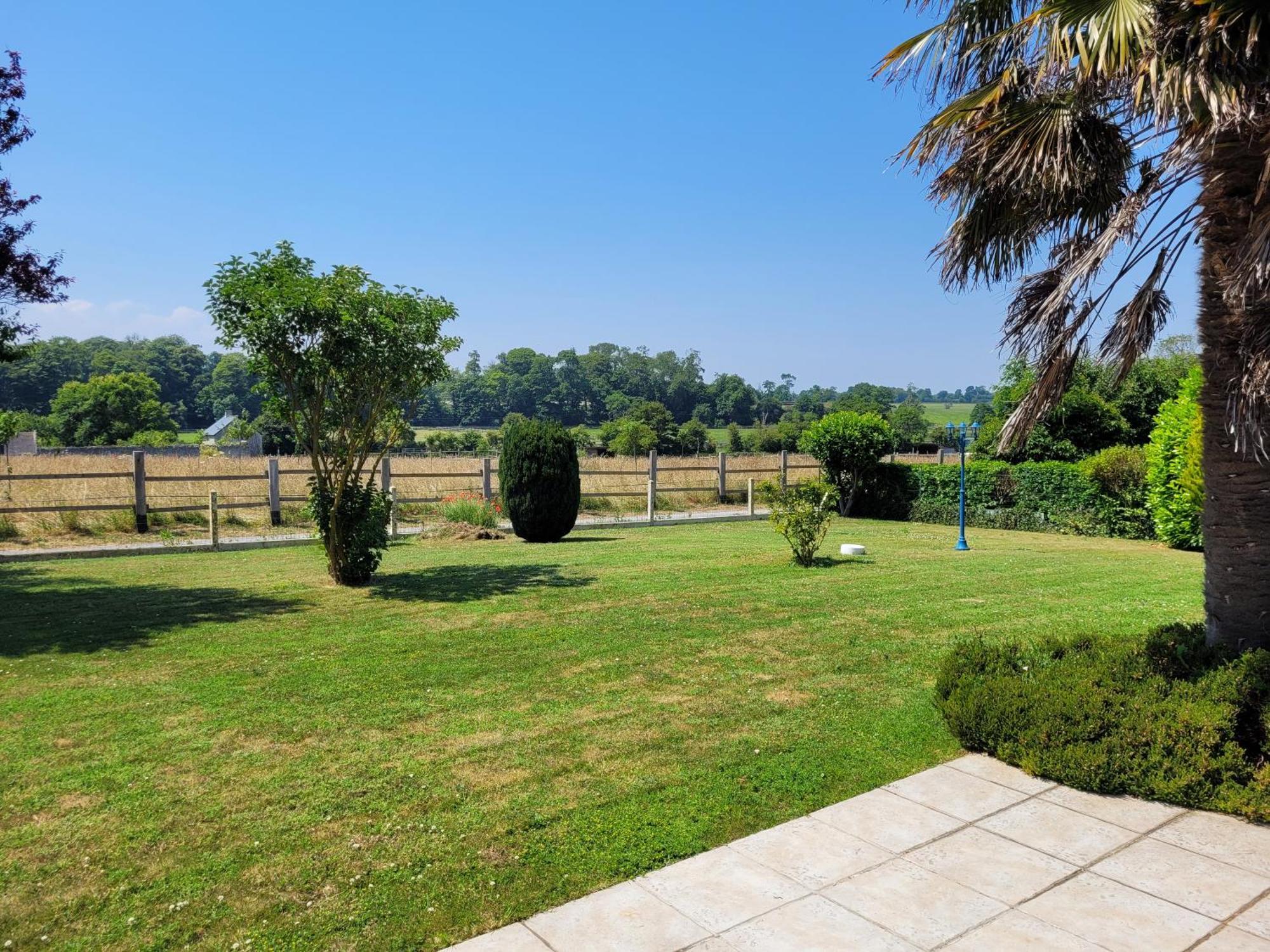 Osy Normandy Bed & Breakfast Russy Bagian luar foto